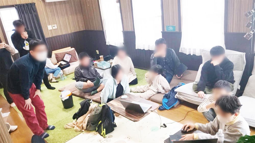 本格的に寒くなってきましたね!第49回CoderDojo八戸開催しました! thumbnail